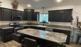 22 E Rich Ln, Blackfoot, ID 83221