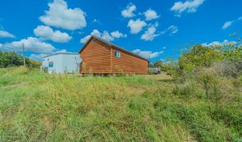 812 S Parkway Dr, Alvarado, TX 76009