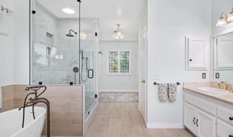 6823 Corintia St, Carlsbad, CA 92009