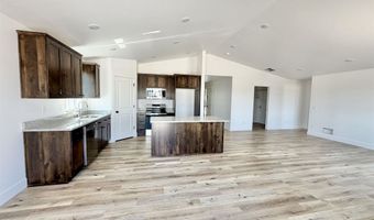1880 Brynwood Ave, Chubbuck, ID 83202