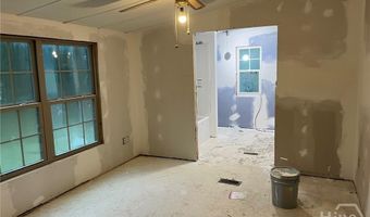200 Cheatham Dr, Athens, GA 30601