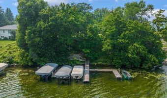 1308 Geneva Dr, Alexandria, MN 56308