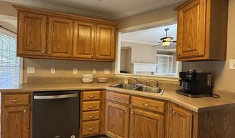 107 Acorn Ln, Batesville, MS 38606