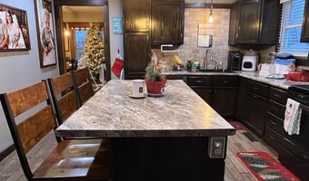 301 A Ave E, Albia, IA 52531