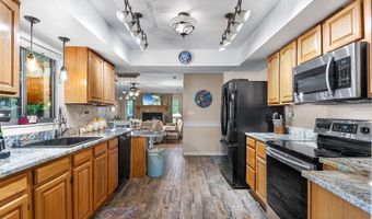 204 ESSARY St N, Auburndale, FL 33823