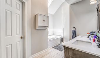 3769 OAK FOREST Dr, Bartlett, TN 38135