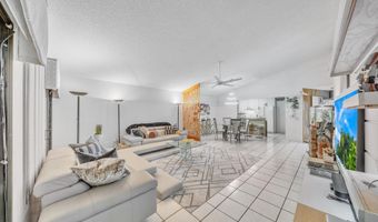 6062 Bania Wood Cir, Atlantis, FL 33462