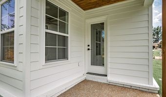 102 Autumwood Cv, Batesville, MS 38606