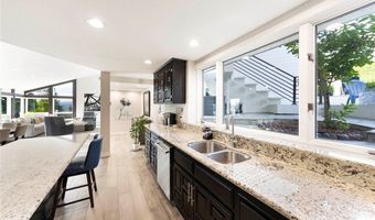 220 S Owens Dr, Anaheim, CA 92808