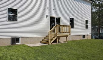 127 Rogers St, Bayville, NJ 08721