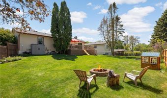 14895 Easter Ave, Apple Valley, MN 55124