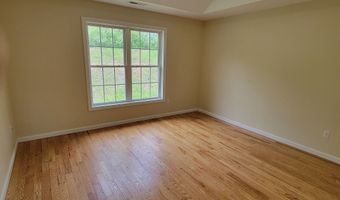 19 Oak Meadows Dr 19, Brookfield, CT 06804