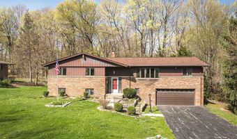 5725 Forest Vw, Rockford, IL 61108