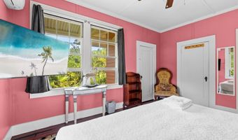 1896 KALANIANAOLE St, Hilo, HI 96720