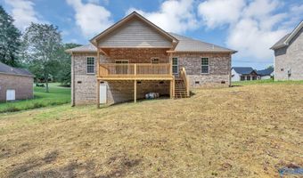 1392 Locust Dr, Arab, AL 35016
