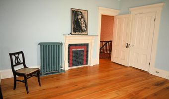 151 Kenduskeag Ave, Bangor, ME 04401