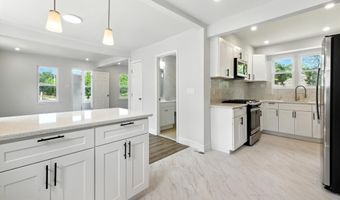 403 S LENOLA Rd, Moorestown, NJ 08057