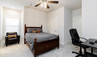 5910 SW Dryden Rd, Bentonville, AR 72713