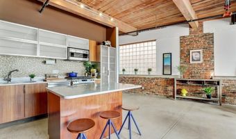 950 Dorchester Ave 205, Boston, MA 02125