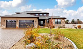 912 Holstein Ct, Gardnerville, NV 89460