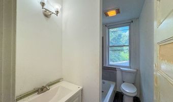 94 Marble St, Athol, MA 01331