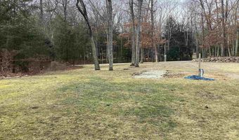 27-29 Beaver Ln, Bedford, NH 03110