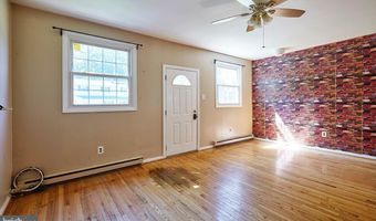 103 ERIE Ave, Barrington, NJ 08007