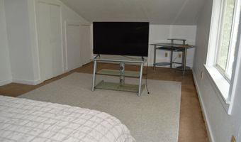 227 Cony Rd, Augusta, ME 04330