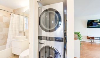 2707 S WALTER REED Dr S A, Arlington, VA 22206