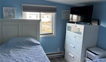 271 Great Island Rd B, Narragansett, RI 02882