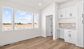 1205 WINEGLASS Rd, Cheyenne, WY 82009