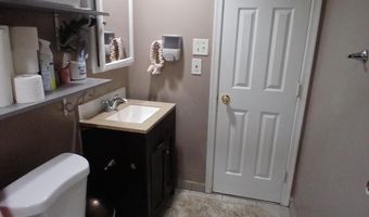 511 N ARMISTEAD St 303, Alexandria, VA 22312