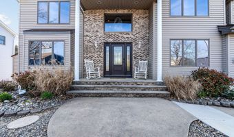 20 Dune Dr, Bayville, NJ 08721