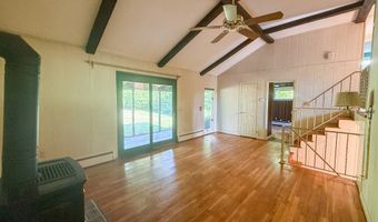 9 Meadow Brook Rd, Brookfield, CT 06804
