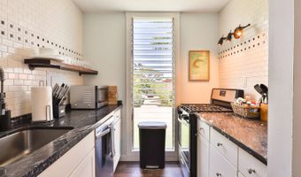 35 Walaka St P202, Kihei, HI 96753