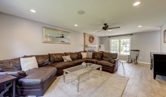 163 Windy Knoll Dr, Berlin, CT 06037