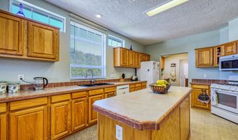 126 CHAD Dr, Cottage Grove, OR 97424