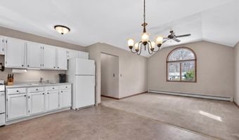 11 Kent Rd, Airmont, NY 10952