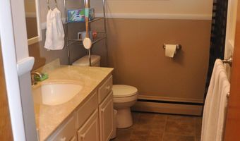 121 Ramsey Pl, Albany, NY 12209