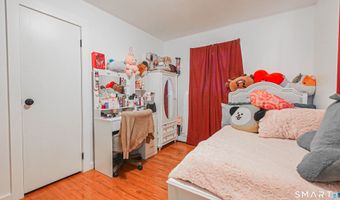 36 Benson Dr, Danbury, CT 06810