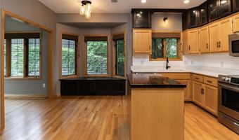 12997 Garvin Brook Ln, Apple Valley, MN 55124