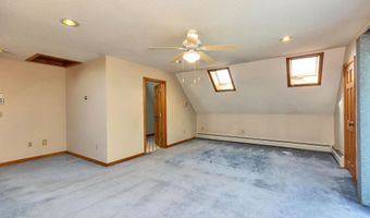 8 Longview Dr, Bow, NH 03304