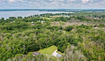 216 Wood Ln, Alburgh, VT 05440