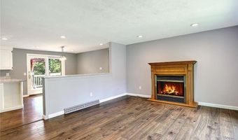 135 Foote St, Barrington, RI 02806