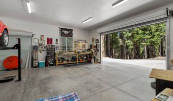 1641 Meadowview Rd, Arnold, CA 95223