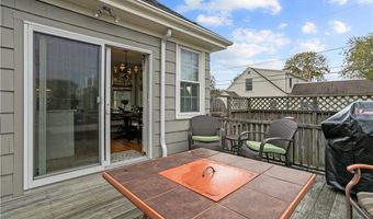 123 Carroll Ave, Newport, RI 02840