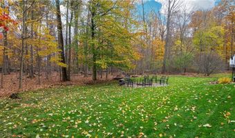 350 ASPEN Ct, Aurora, OH 44202