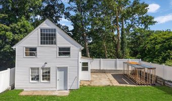 51 Sterling Pl, Amityville, NY 11701