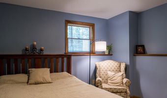9 Kennebec Cir, Bath, ME 04530