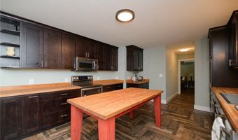 10410 Robins Nest Ln, Ark, VA 23061